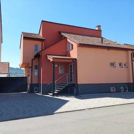 Penzion Strachotin Guest house *